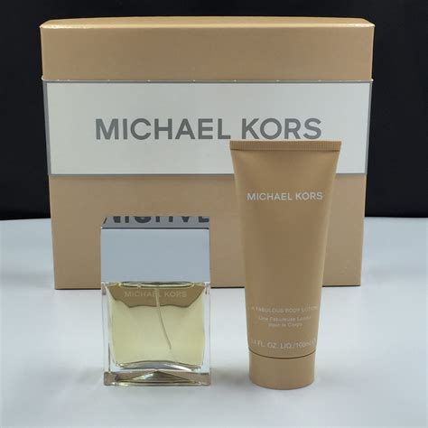 Michael Kors Eau De Parfum 50ml Gift Set 